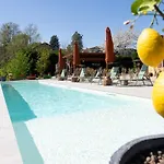 Sorriso Dei Maestri Bed & Breakfast Calosso